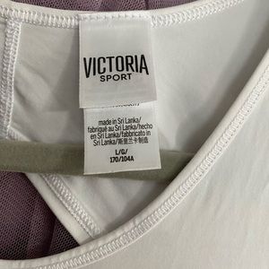 Victoria’s Secret Sport White Mesh Back Workout Tank Large